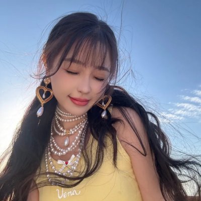 人间自由真情在