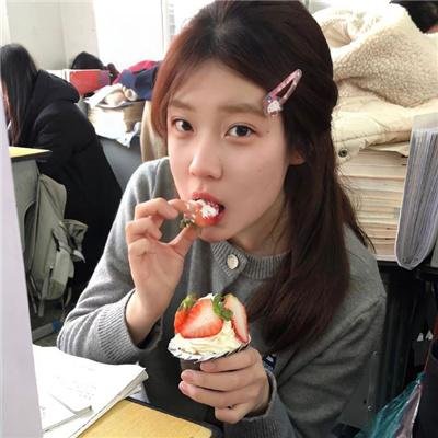 闪婚后，豪门千金不装了